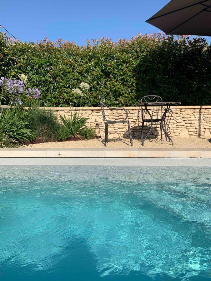 Le Cabanon De Livia Avec Piscine Privee Villa Cucuron Kültér fotó