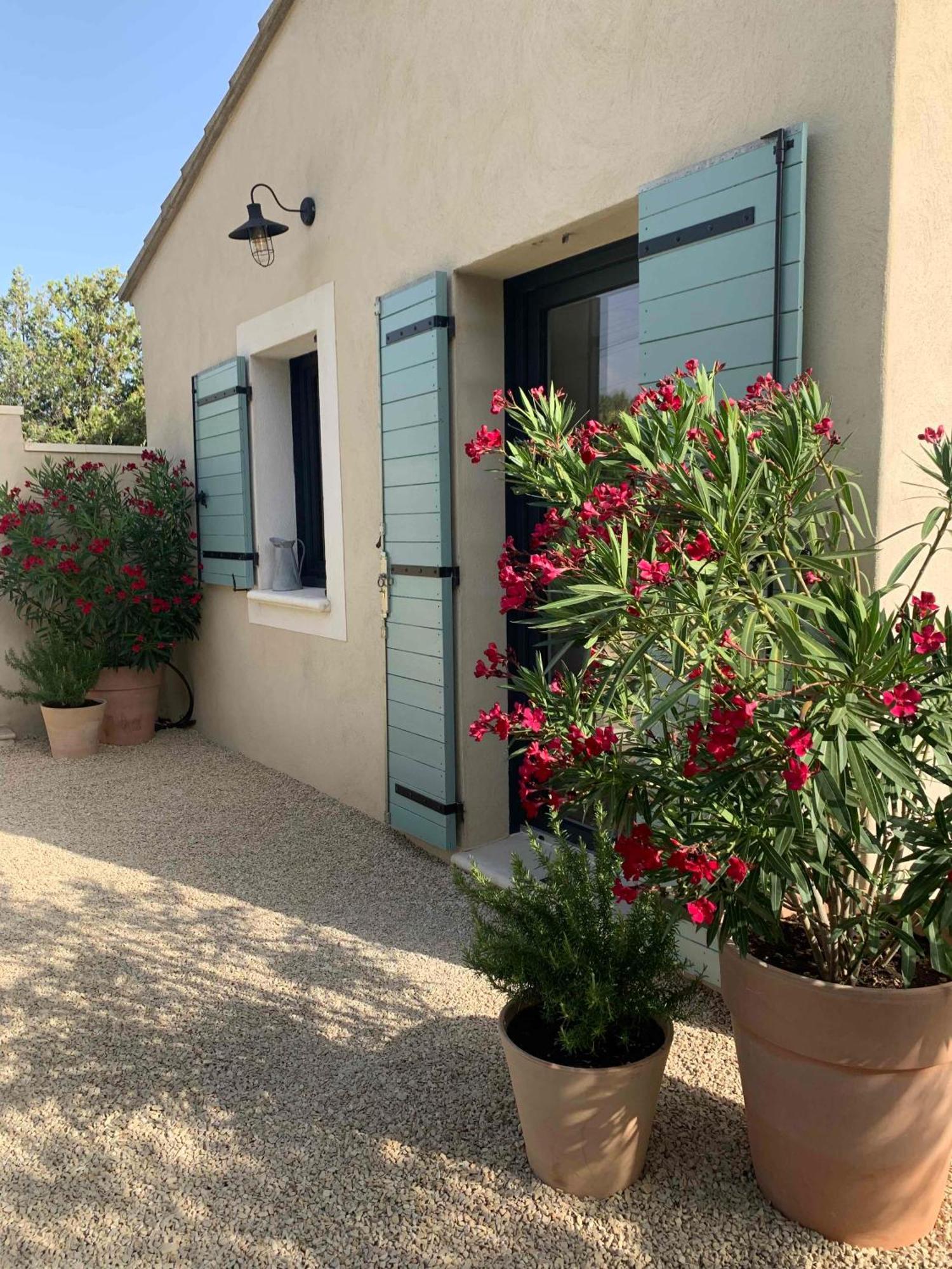 Le Cabanon De Livia Avec Piscine Privee Villa Cucuron Kültér fotó