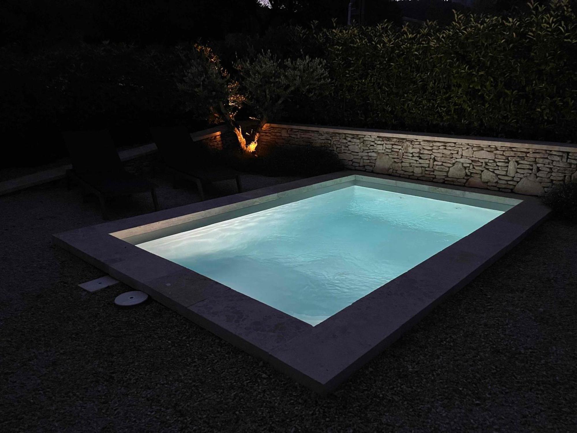 Le Cabanon De Livia Avec Piscine Privee Villa Cucuron Kültér fotó