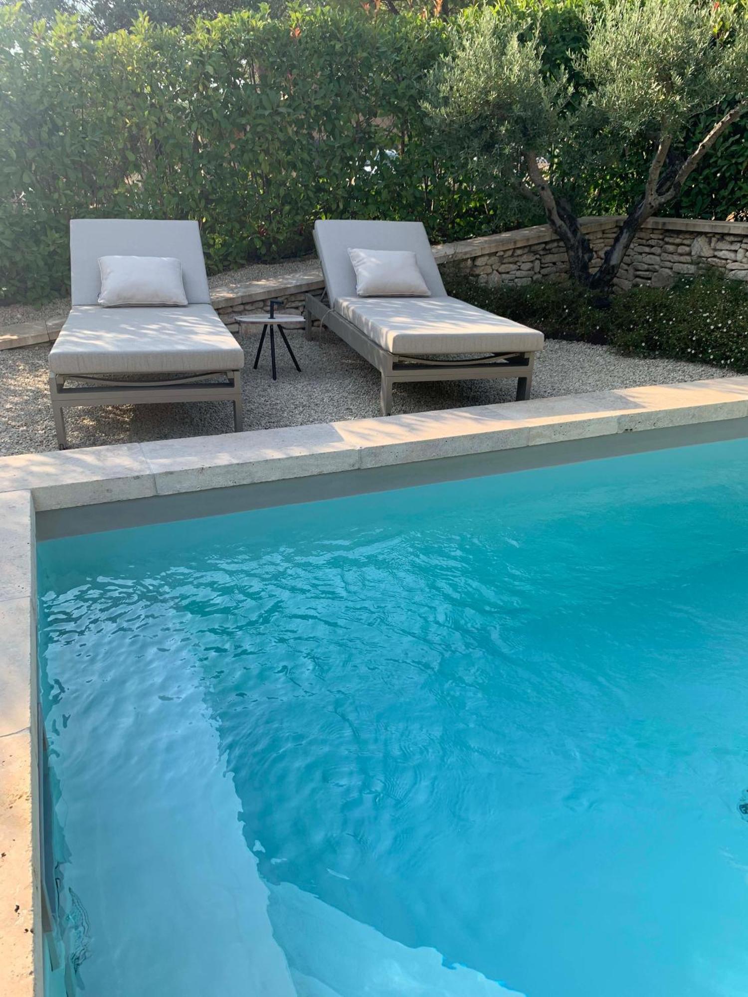 Le Cabanon De Livia Avec Piscine Privee Villa Cucuron Kültér fotó